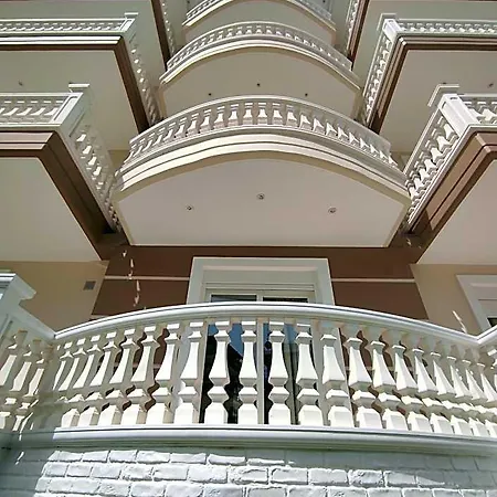 Rg Status Hotel 3*