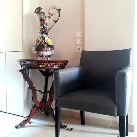 Rg Status Hotel