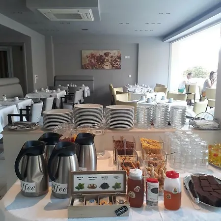 Rg Status Hotel 3*