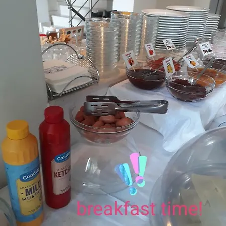 Rg Status Szálloda Paralía