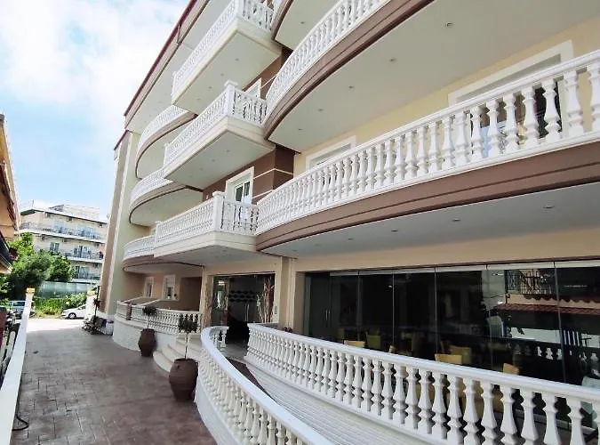 Rg Status Hotel Paralía