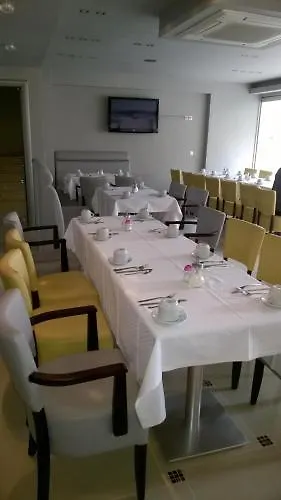 Rg Status 3* Paralía