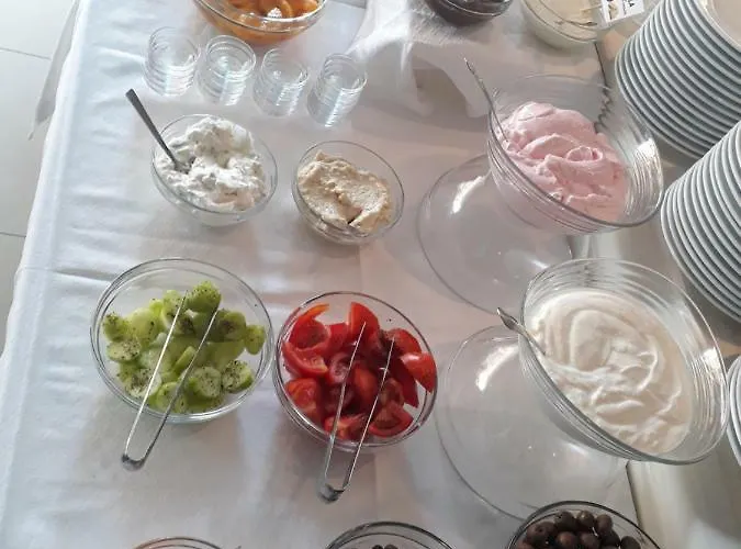 Rg Status 3* Paralía